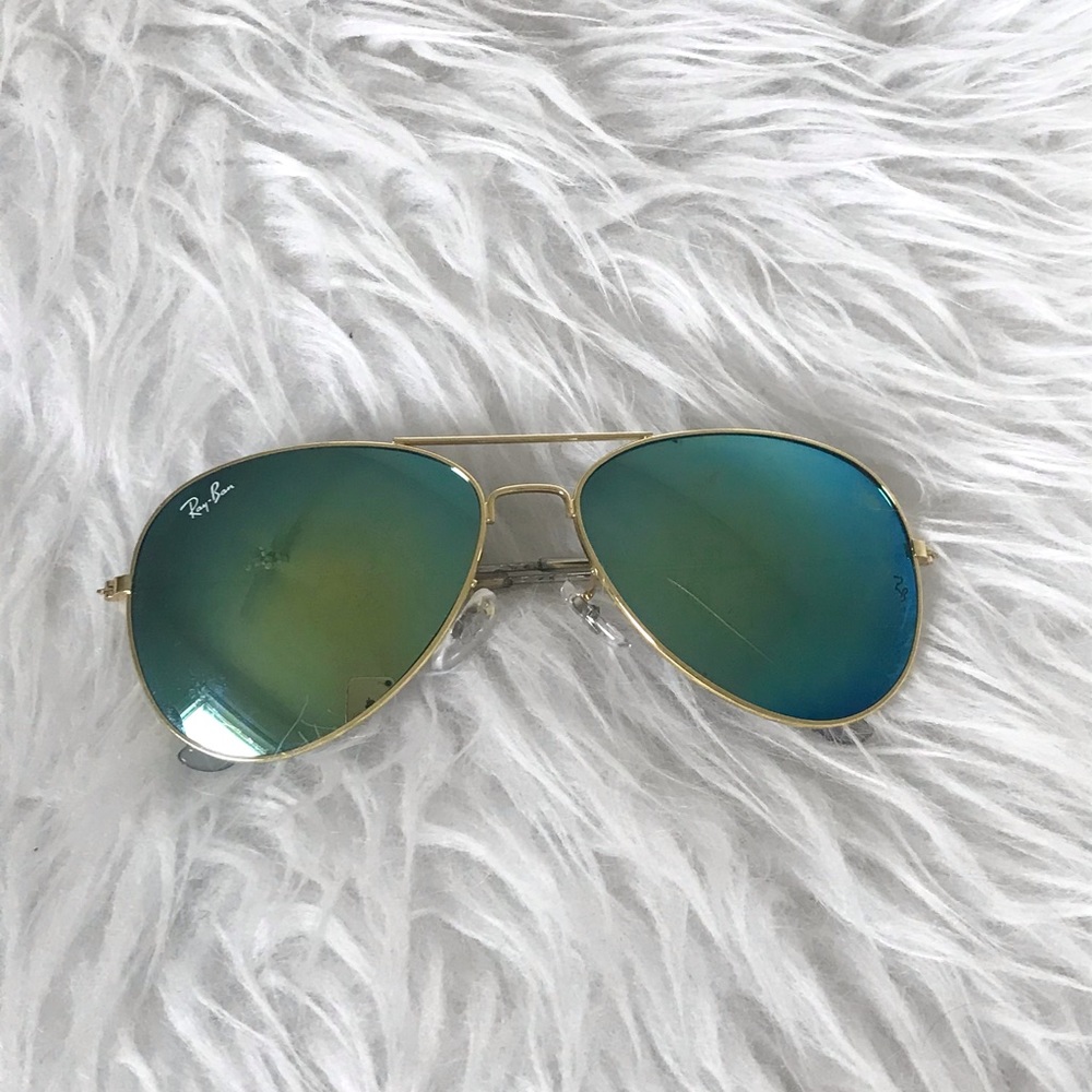 Ray-Ban aviator glasses